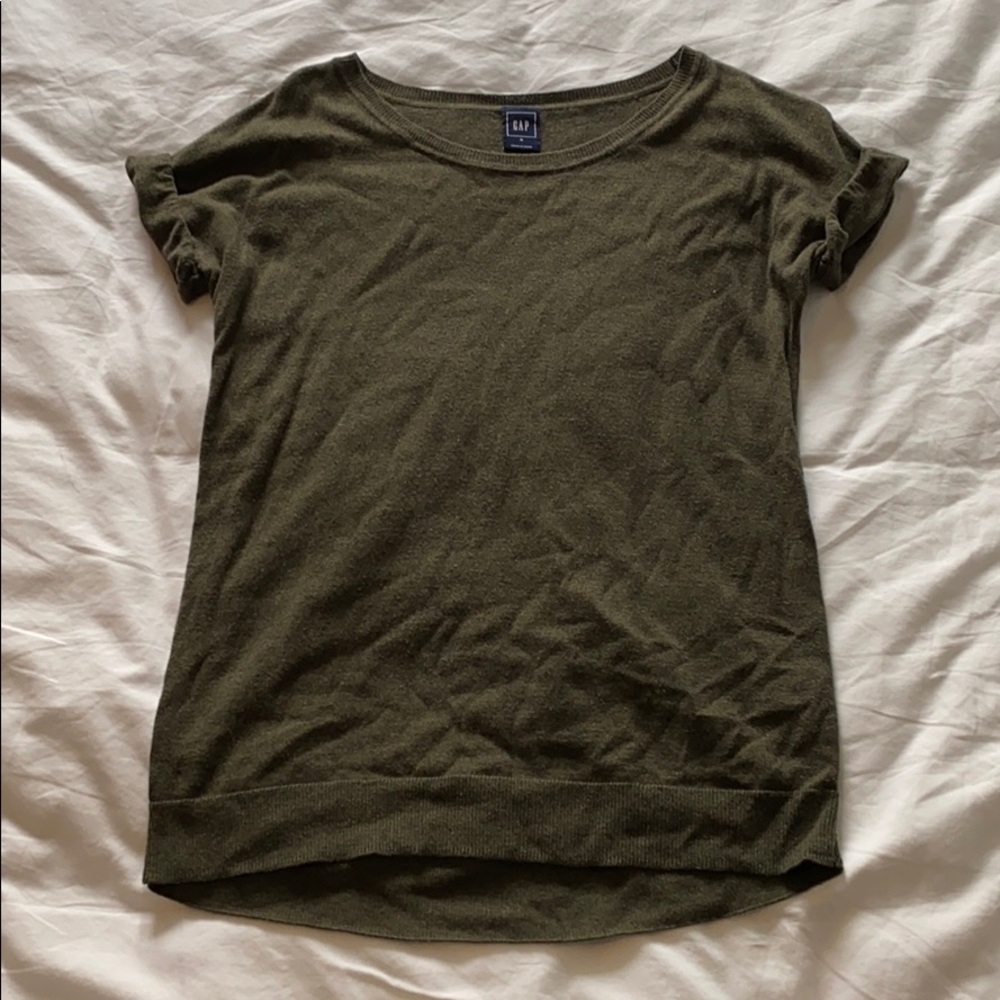 Gap rolled sleeve tee